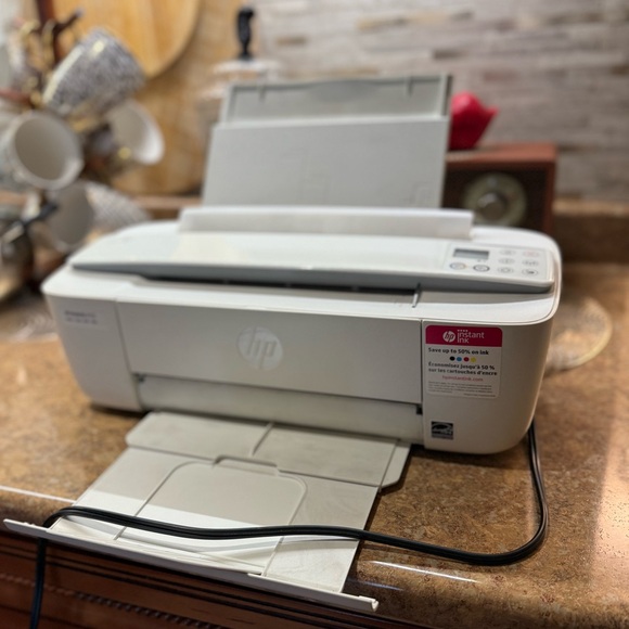 HP | DeskJet 3752 All In One Printer - Picture 1 of 6